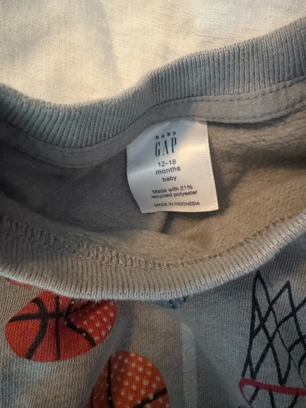 GAP kids crewneck
